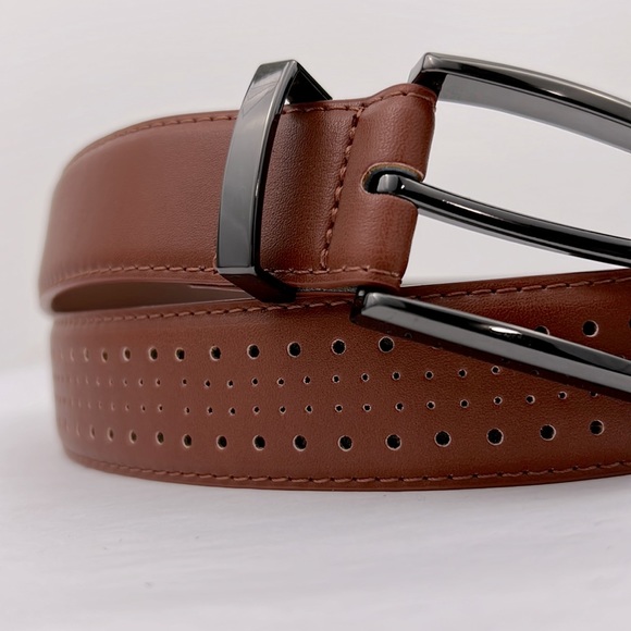 Stacy Adams Men Brown Cognac Leather Belt Pacer Perforated Belt NWT Size 36 - Picture 2 of 10